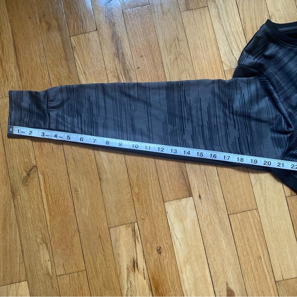 Gymshark Sport Loose Long Sleeve XL - Picture 8 of 9